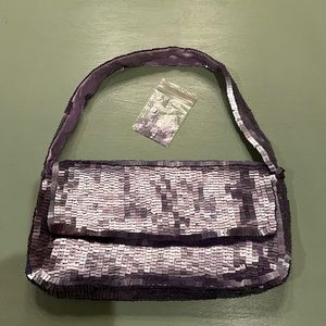 Vintage Christiana Sequined Handbag. Beautiful Lavender handbag. Very unusual!